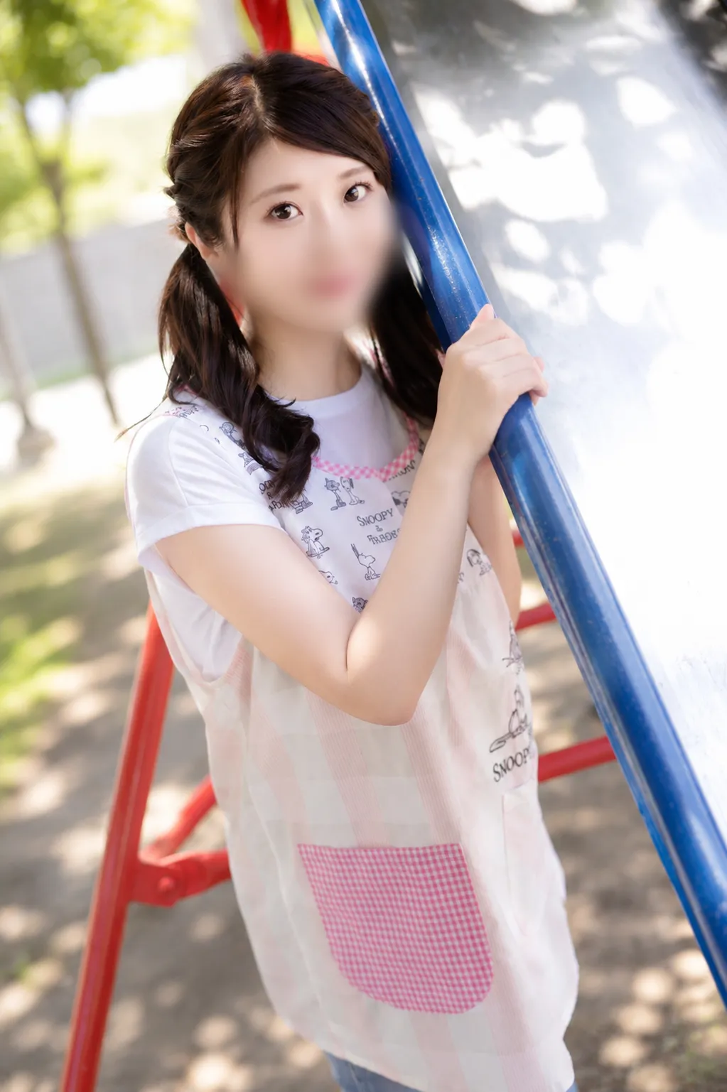 A子(32) T153 B81(C) W57 H84